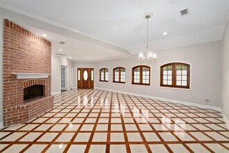 6303 Lugary Dr in Houston, TX - Building Photo - Building Photo