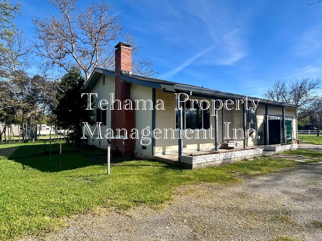 24850 5th Ave in Los Molinos, CA - Building Photo - Building Photo