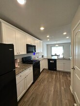 2071 Alderman Way in Creedmoor, NC - Foto de edificio - Building Photo