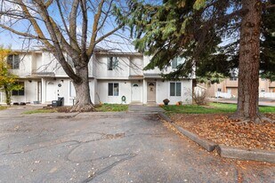 1289 N 400 E in Logan, UT - Building Photo