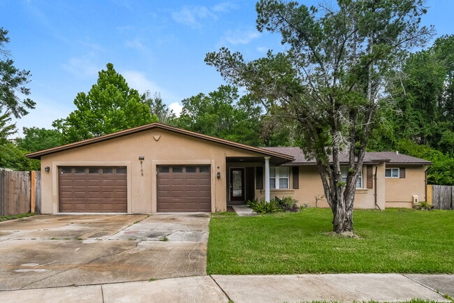 property at 8109 Grampell Dr