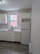 233 Fellsway E, Unit 3 in Malden, MA - Building Photo - Building Photo
