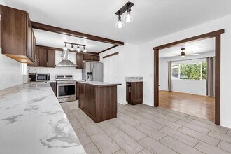 1340 Rayburn Dr in Reno, NV - Building Photo - Building Photo