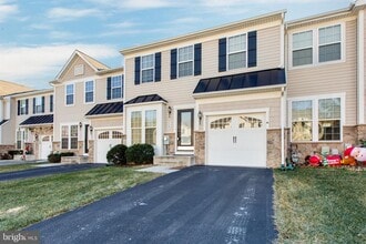 7543 Maidenhead Dr in Severn, MD - Building Photo - Building Photo
