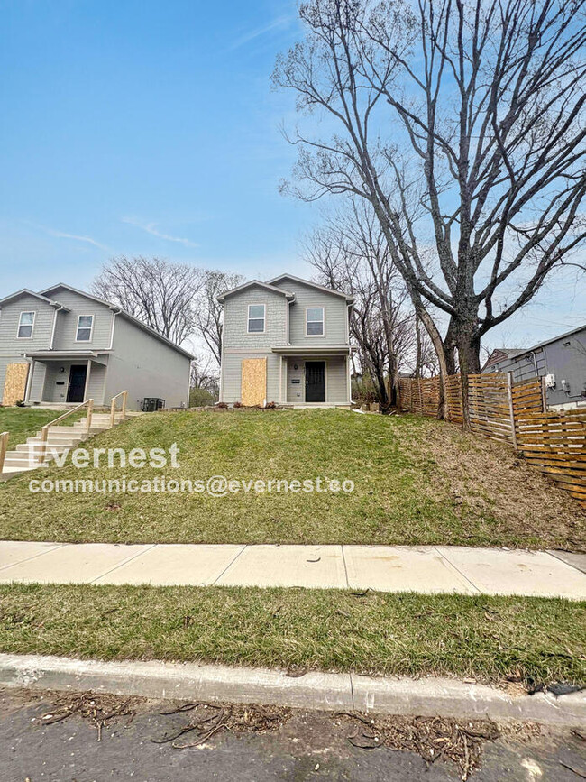 4243 Park Ave in Kansas City, MO - Building Photo - Building Photo