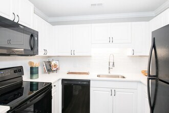 Avana Avebury in Charlotte, NC - Foto de edificio - Building Photo