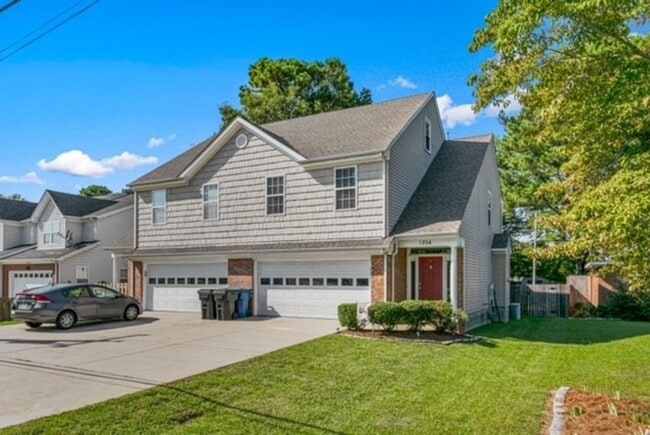 1254 Bells Rd in Virginia Beach, VA - Building Photo - Building Photo