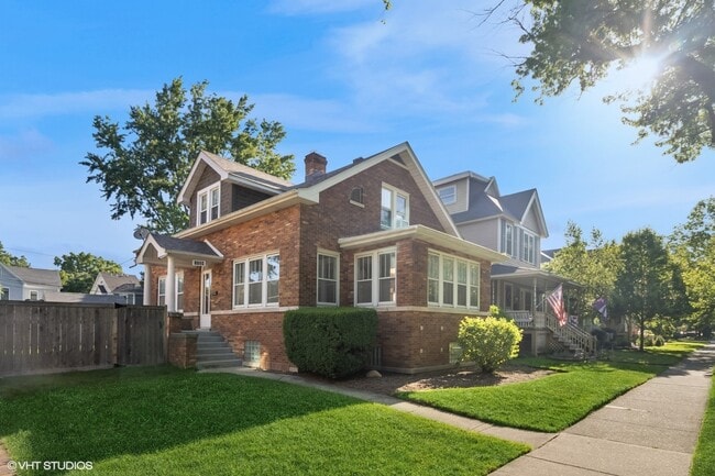 1524 Forest Ave in Wilmette, IL - Building Photo - Building Photo