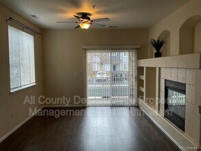 5255 Memphis St, Unit 908 in Denver, CO - Building Photo - Building Photo