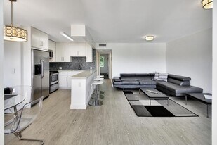 17 Fanshaw A in Boca Raton, FL - Building Photo