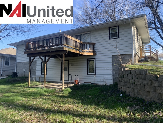 228 36th St in Sioux City, IA - Building Photo - Building Photo