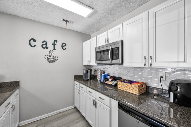 Derby Park in Round Rock, TX - Building Photo - Building Photo