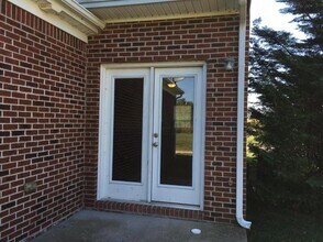 158 Abbey Rd in Versailles, KY - Building Photo - Building Photo