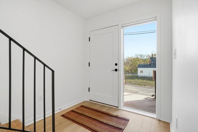 33 N Blacksmith Ln in Dublin, OH - Building Photo - Building Photo