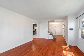 4916 Olive Grove Ln in Virginia Beach, VA - Building Photo - Building Photo