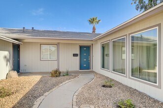 4832 El Escorial Dr in Las Vegas, NV - Building Photo - Building Photo