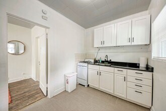 915 W 21st in Austin, TX - Foto de edificio - Building Photo