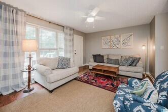 3023 Asbury Park Pl in Vestavia Hills, AL - Building Photo - Building Photo
