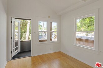 1448 Angelus Ave in Los Angeles, CA - Building Photo - Building Photo