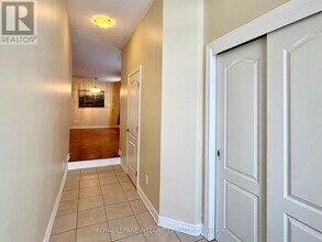 154 Highbury Park Dr in Ottawa, ON - Building Photo - Building Photo