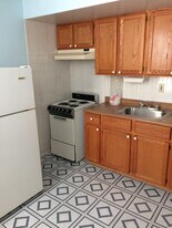 236 Meyran Ave, Unit 3 in Pittsburgh, PA - Building Photo