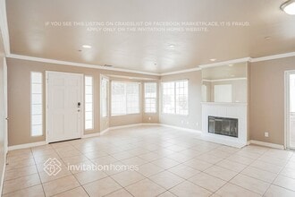 1315 E Mission Rd in Fallbrook, CA - Foto de edificio - Building Photo