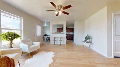 2429 Regatta Ln in La Marque, TX - Building Photo - Building Photo
