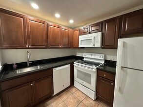 32 Annese Rd in Chelsea, MA - Building Photo - Building Photo