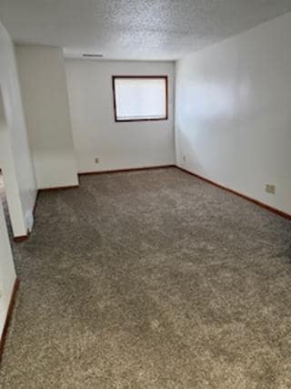 108 Westwood Dr in Marshalltown, IA - Building Photo - Building Photo