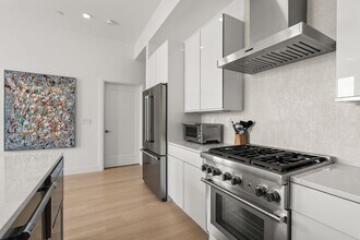 20 W 5th St, Unit 5A in Boston, MA - Building Photo - Building Photo