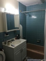 34 Gardner St, Unit 22 in Boston, MA - Building Photo