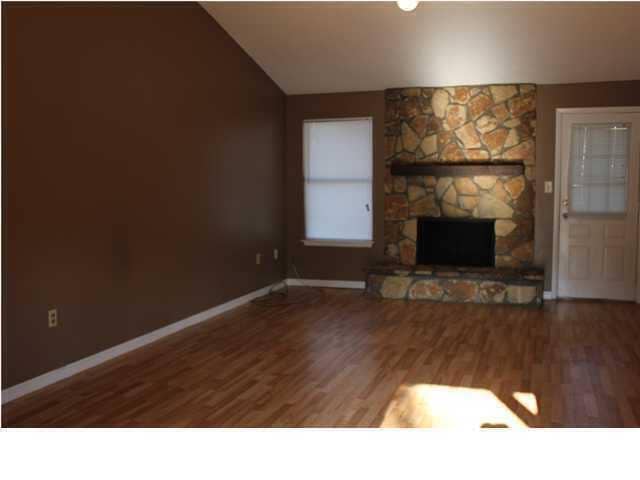 127 Patti Cove in Niceville, FL - Building Photo - Building Photo