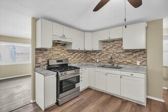 304 S Dodson Dr in Urbana, IL - Building Photo - Building Photo