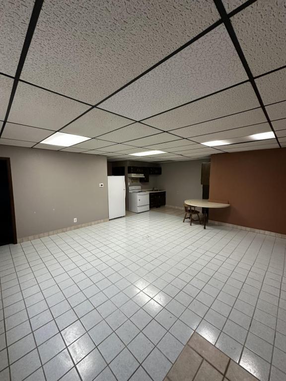 205 E Main St in Warren, IL - Building Photo - Building Photo