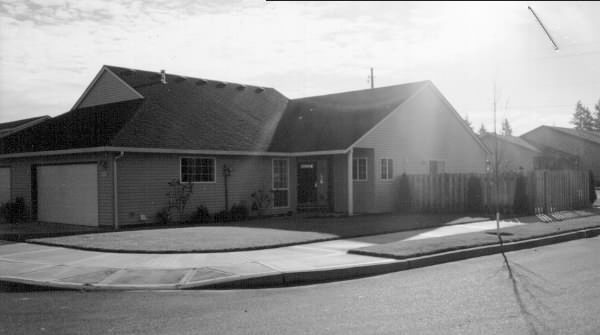 8401 NE 55TH St in Vancouver, WA - Building Photo