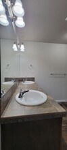 331 NW Pacific Hills Dr in Willamina, OR - Building Photo - Building Photo