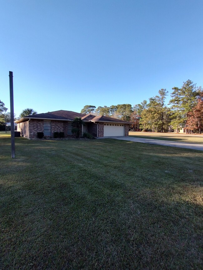 8414 Keith Rd in Lumberton, TX - Building Photo - Building Photo