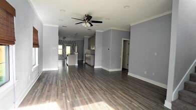 1827 Morris St in Dallas, TX - Building Photo - Building Photo