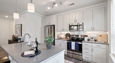 1700 Katy For Bend Rd in Park Row, TX - Foto de edificio - Building Photo