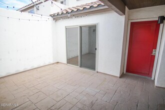 4200 Camelot Heights Dr in El Paso, TX - Building Photo - Building Photo