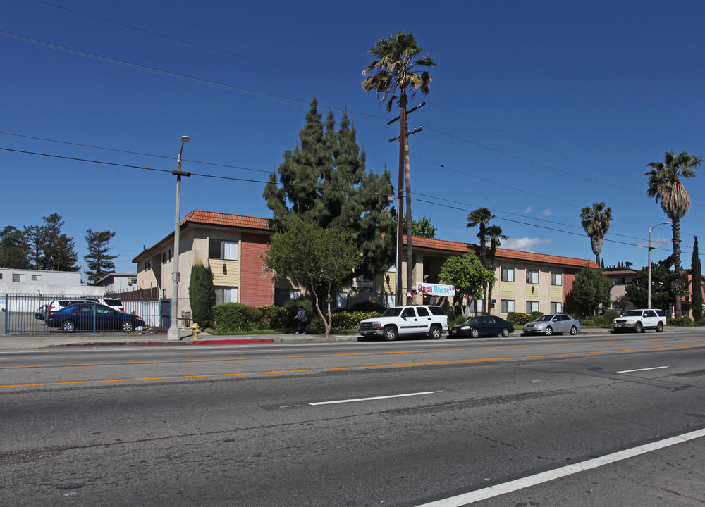 Van Nuys Apartments in Panorama City, CA - Building Photo