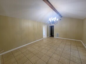 2626 Beluche Dr in Galveston, TX - Building Photo - Building Photo