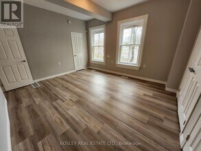 5958 16th Ave in Markham, ON - Building Photo - Building Photo