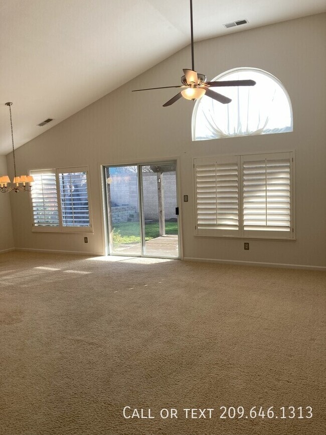 1890 Harvest Landing Ln in Tracy, CA - Building Photo - Building Photo