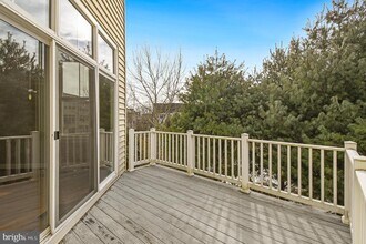 9851 Garden Ranges in Laurel, MD - Building Photo - Building Photo