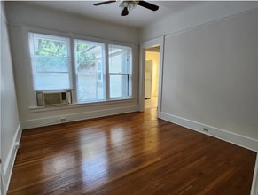 681 Mira Monte Pl in Pasadena, CA - Foto de edificio - Building Photo