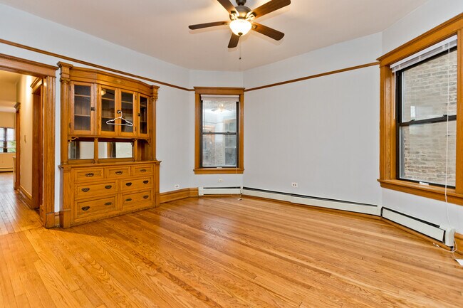 3712 N Magnolia Ave, Unit 1 in Chicago, IL - Building Photo - Building Photo