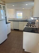 896 Quinnipiac Ave in New Haven, CT - Building Photo - Building Photo