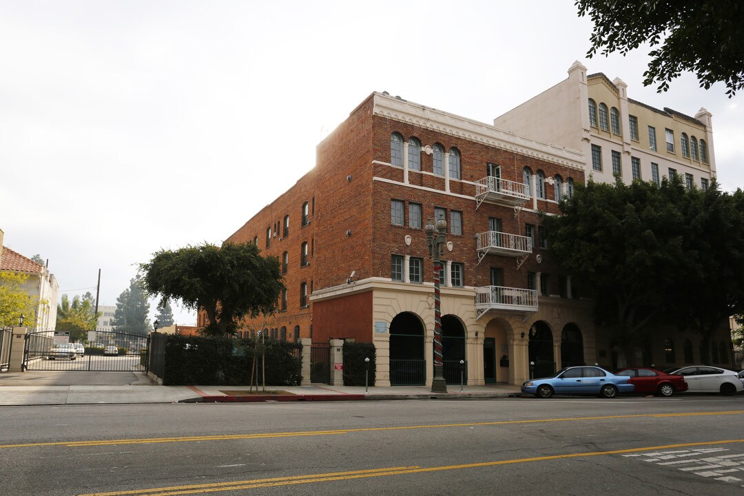 Hope Manor in Los Angeles, CA - Foto de edificio