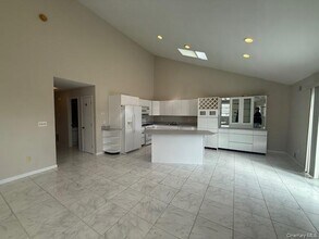 310 Jersey Ave in Greenwood Lake, NY - Building Photo - Building Photo